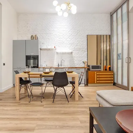 Joivy Modern And Spacious Family Flat Apartament *