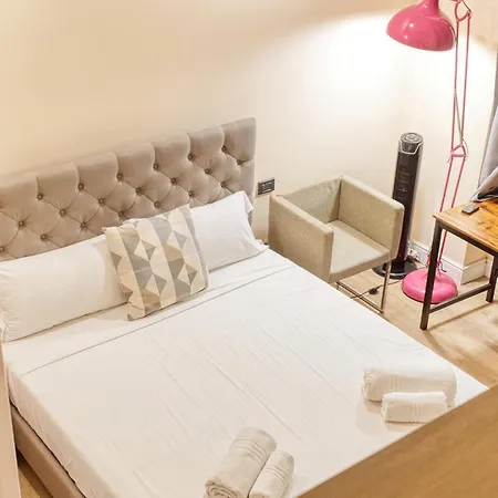 アパート Joivy Modern And Spacious Family Flat